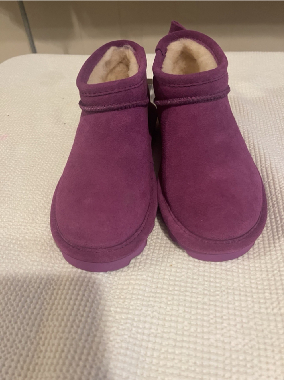 BEARPAW SHORTY HYPNOTIC VIOLET GRAPE PURPLE SUEDE MINI BOOTS 6 NEW! - Picture 3 of 6